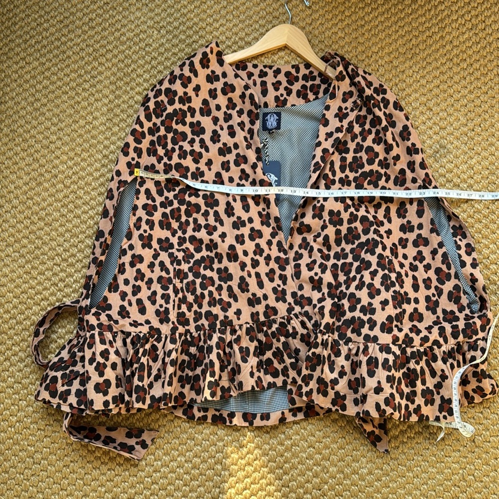 NWT Elizabeth Wilson Leopard Corduroy Cape with Ruffle trim - Medium - Picture 6 of 6